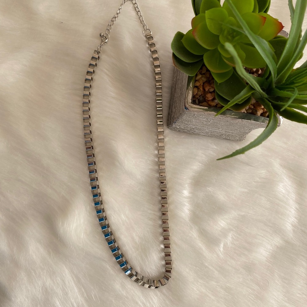 Box Choker.